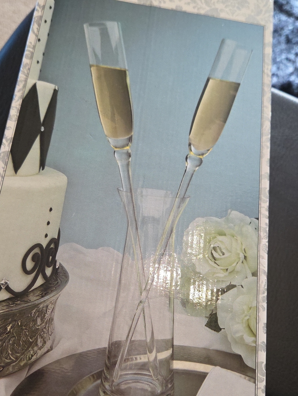 Elegant Toasting Flutes - Clear Glass